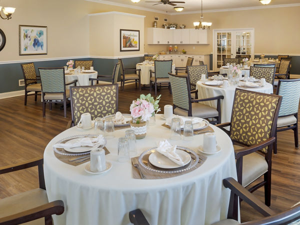 Brookdale Asheville Overlook Community Dining Room