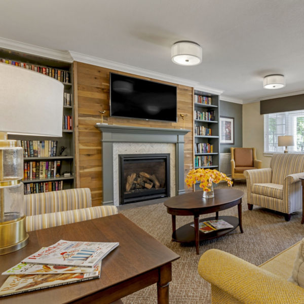 Brookdale Auburn Community Living Room