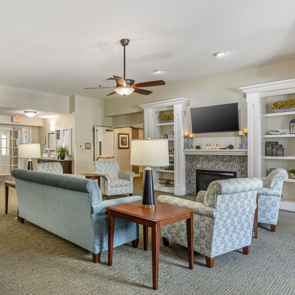 Brookdale Austintown Community Living Room