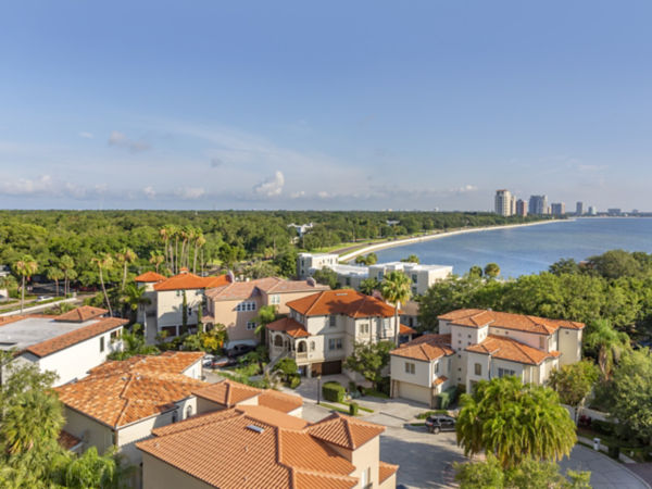 Brookdale Bayshore Aerial