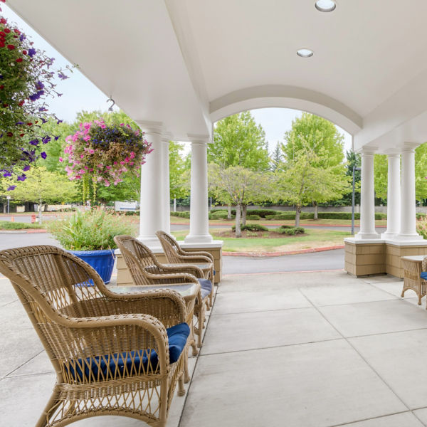 Brookdale Beaverton Front Porch
