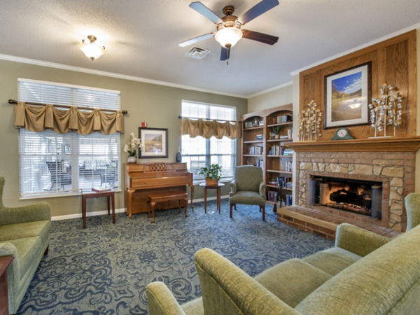 Brookdale Bloomington Community Living Room