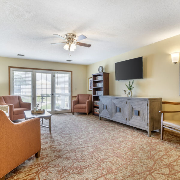 Brookdale Broken Arrow Sitting Area