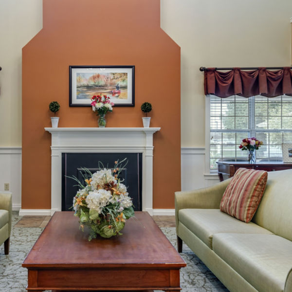 Brookdale Brookfield Al Common Area