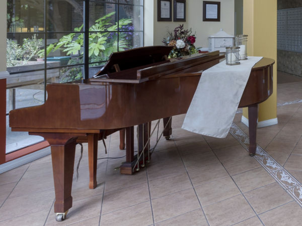 Brookdale Brookhurst Foyer