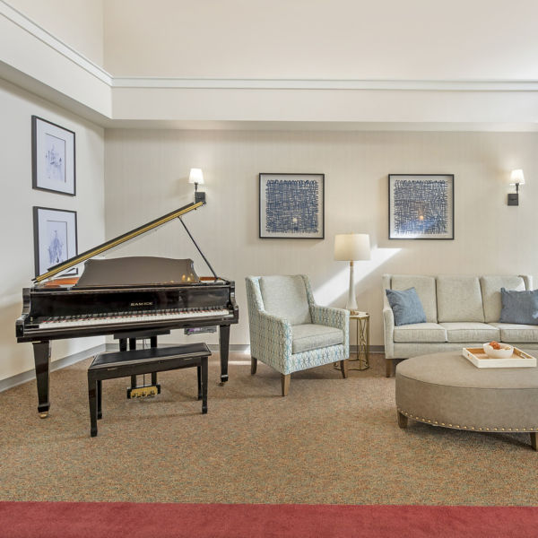 Brookdale Canyon Lakes Lobby