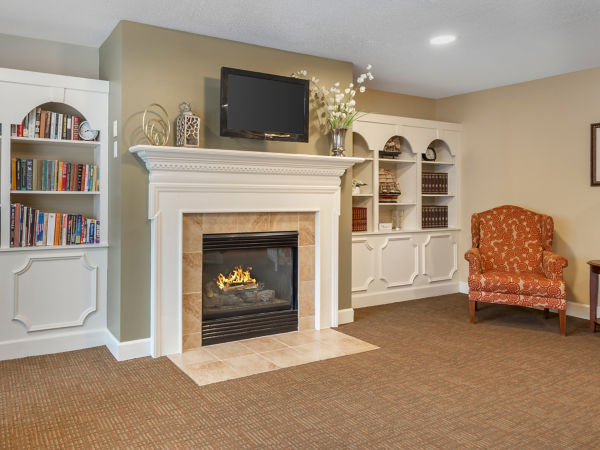 Brookdale Chapel Hill Mc Community Living Room