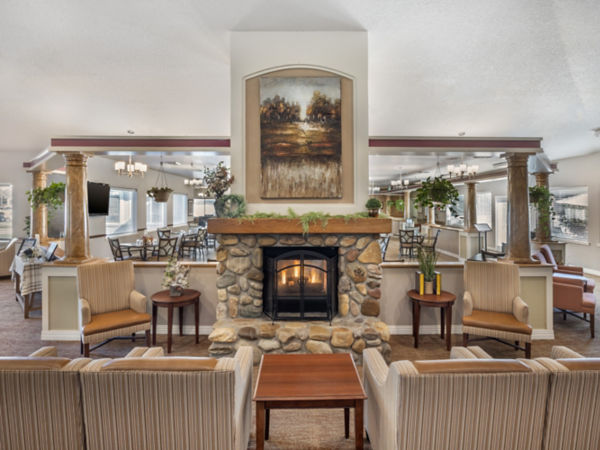 Brookdale Chubbuck Community Living Room