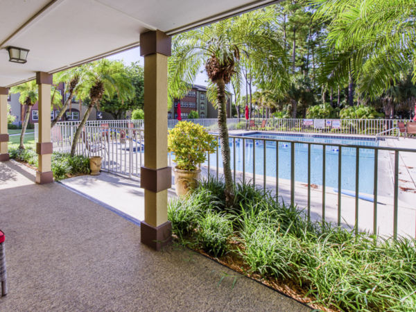 Brookdale College Parkway Pool