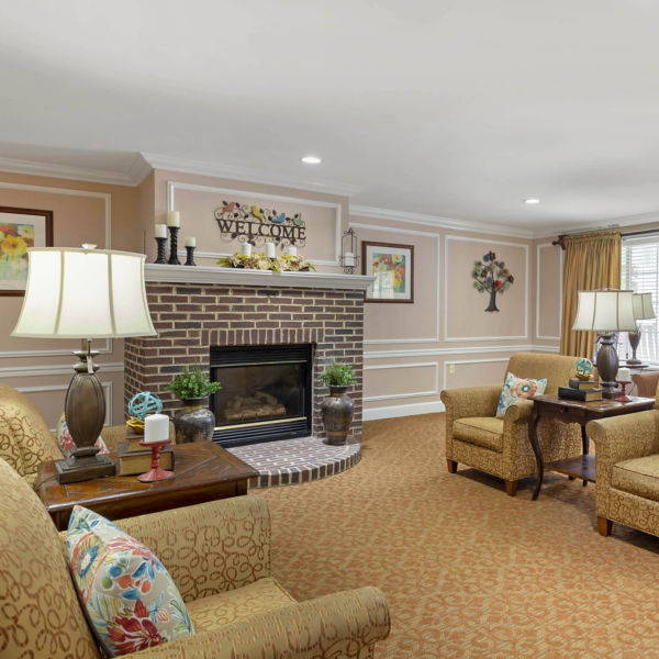 Brookdale Country Day Road Community Living Room