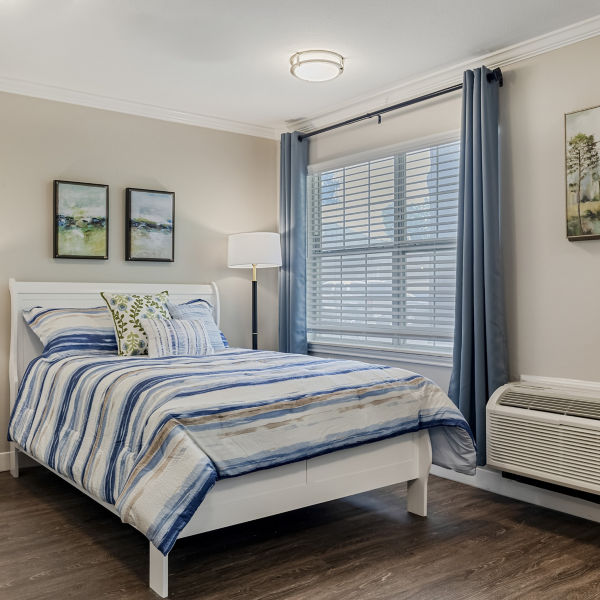 Brookdale Creekside Apartment Bedroom