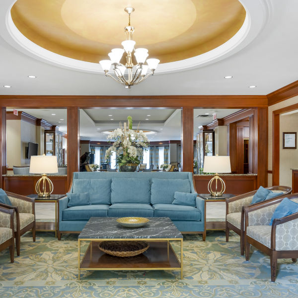 Brookdale Creve Coeur Lobby