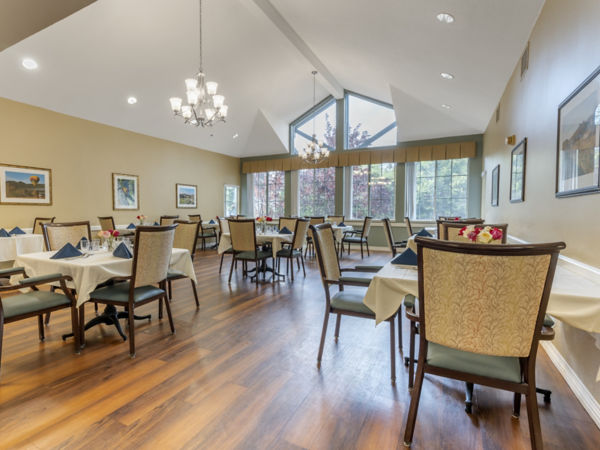 Brookdale Danville Dining Room