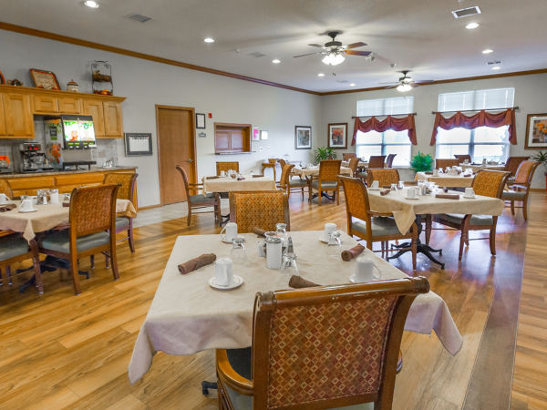 Brookdale Dodge City Dining Room
