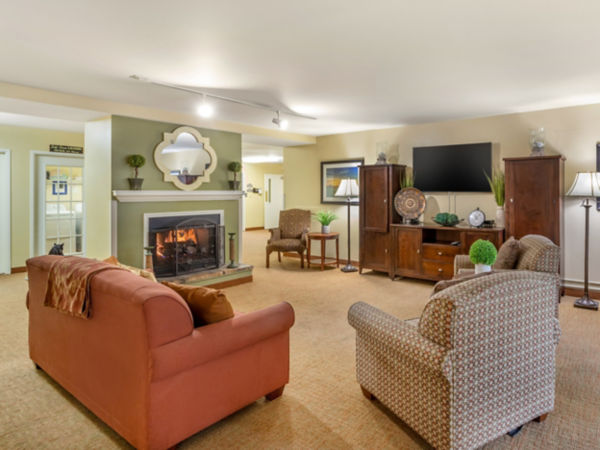 Brookdale Dowlen Oaks Community Living Room