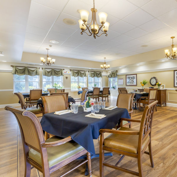 Brookdale Fayetteville Community Dining Room