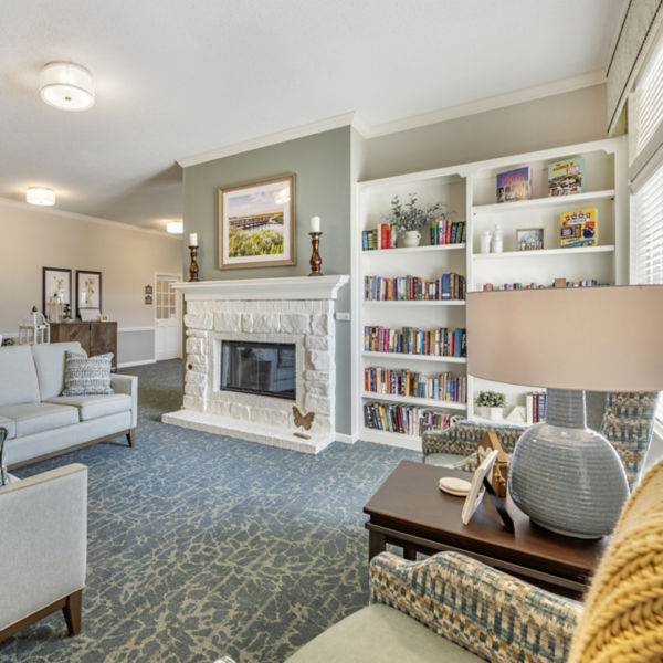 Brookdale Findlay Community Living Room