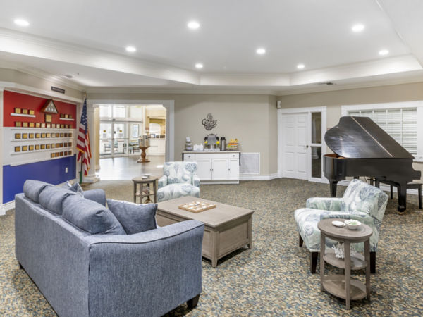 Brookdale Fort Meyers Cypress Lake Community Living Room