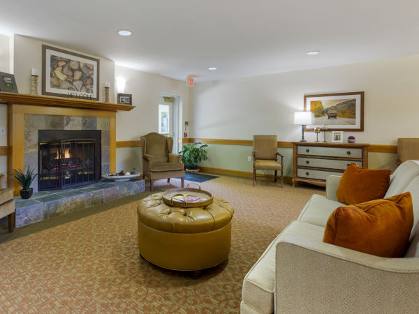 Brookdale Geary Street Community Living Room