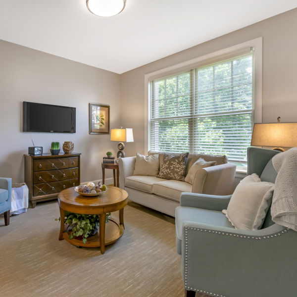Brookdale Green Hills Cumberland Apartment Living Room
