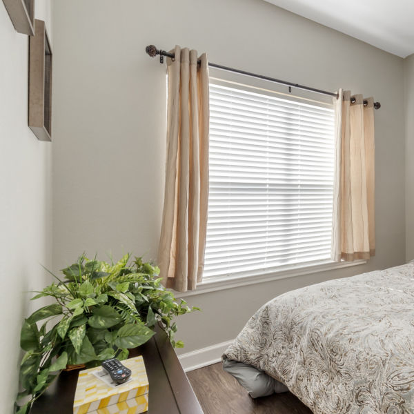 Brookdale Hamilton Wolfe Apartment Bedroom