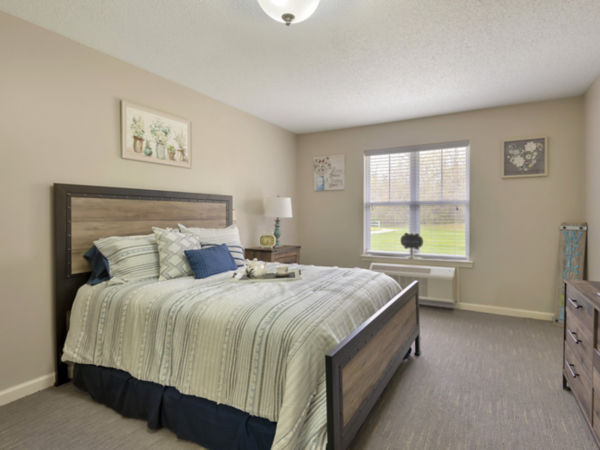 Brookdale High Point North Al Apartment Bedroom