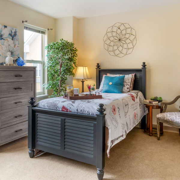 Brookdale Kenmore Ny Apartment Bedroom