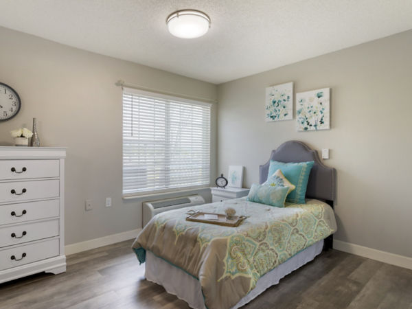 Brookdale Kingsport Apartment Bedroom