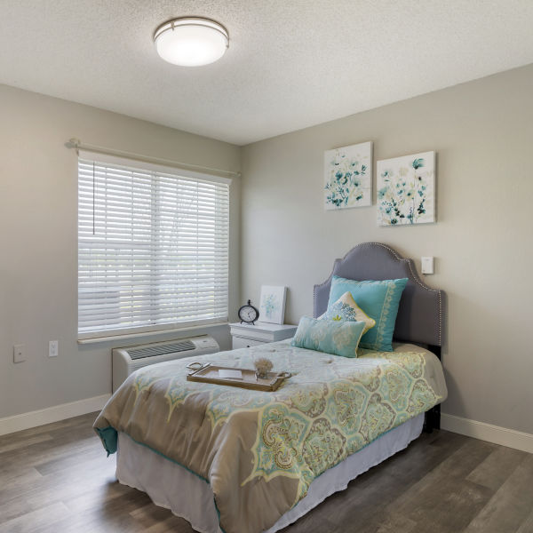 Brookdale Kingsport Apartment Bedroom