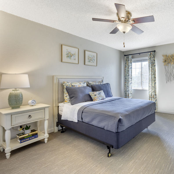 Brookdale Liberal Springs Apartment Bedroom