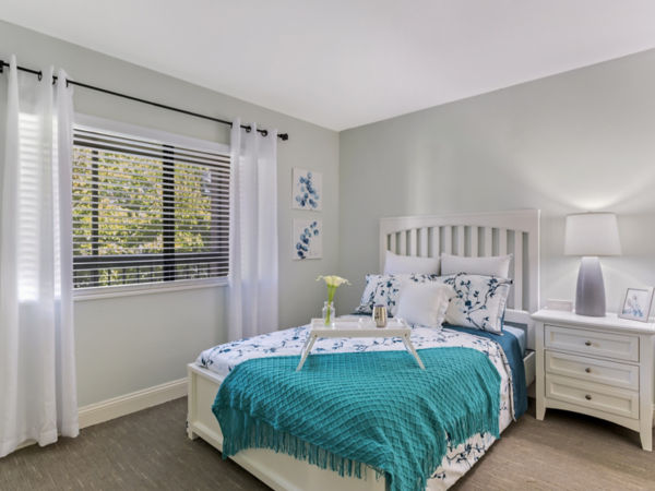 Brookdale Mandarin Apartment Bedroom