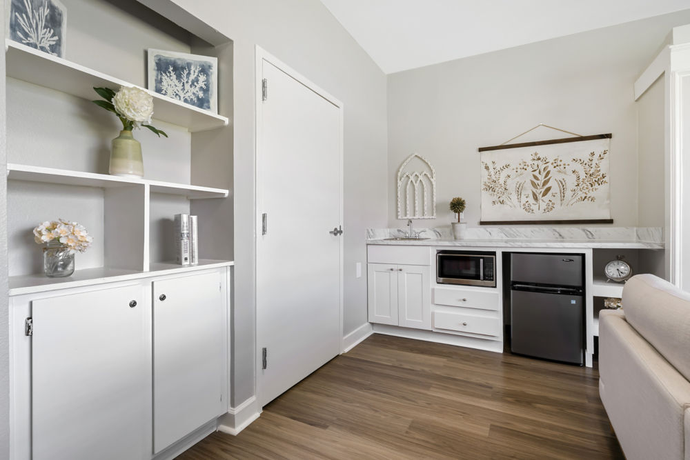 Studio Apartment Kitchenette