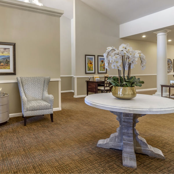 Brookdale Mount Vernon Drive Foyer