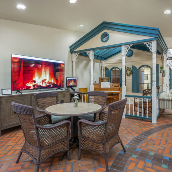 Brookdale Nine Mile Sitting Area