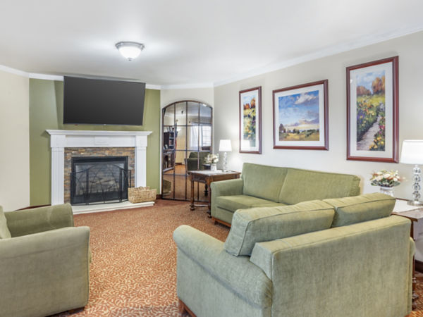 Brookdale Pocatello Seating Area