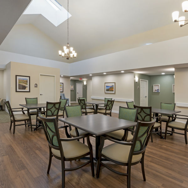 Brookdale Roseburg Dining Room