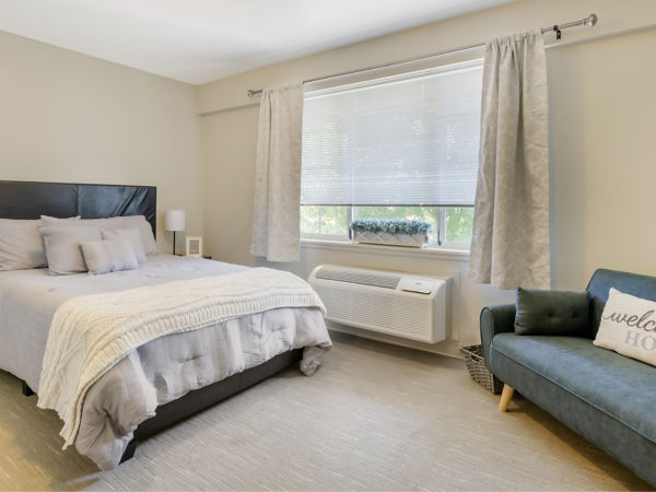 Brookdale Staunton Apartment Bedroom