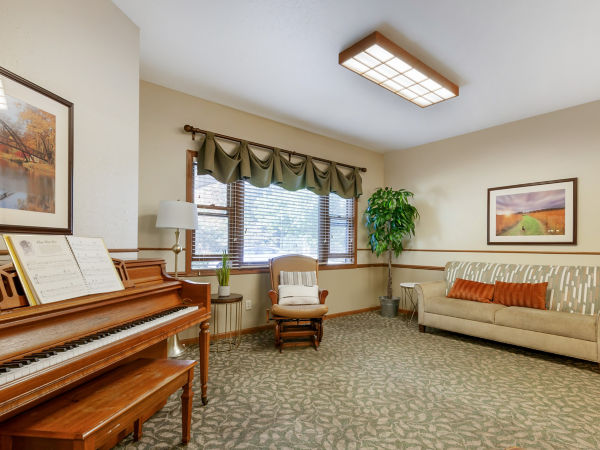 Brookdale Sun Prarie Community Living Room