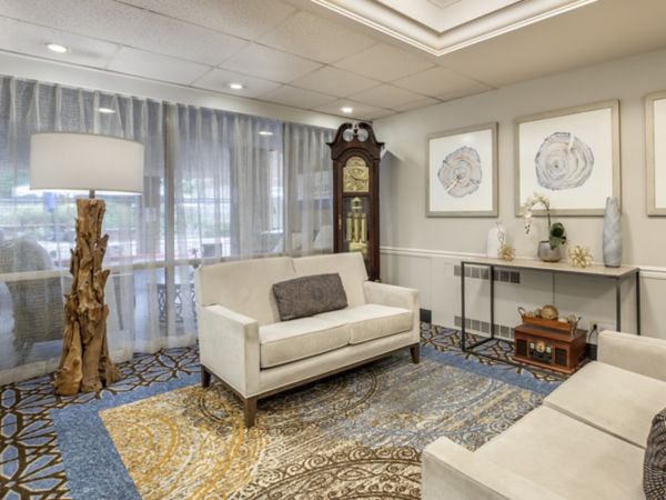 Brookdale Tamarac Square Community Living Room