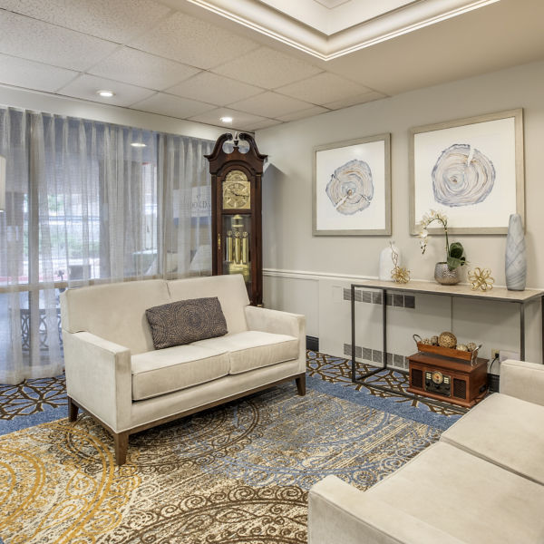 Brookdale Tamarac Square Community Living Room