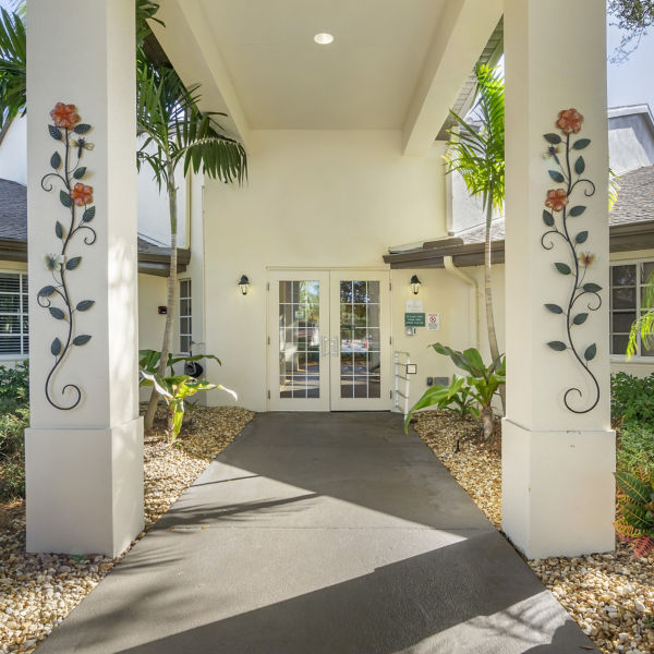 Brookdale Tarpon Springs Entrance