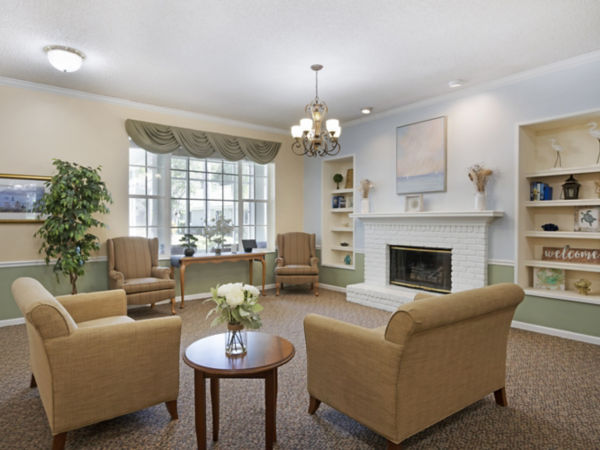 Brookdale Tequesta Mc Community Living Room