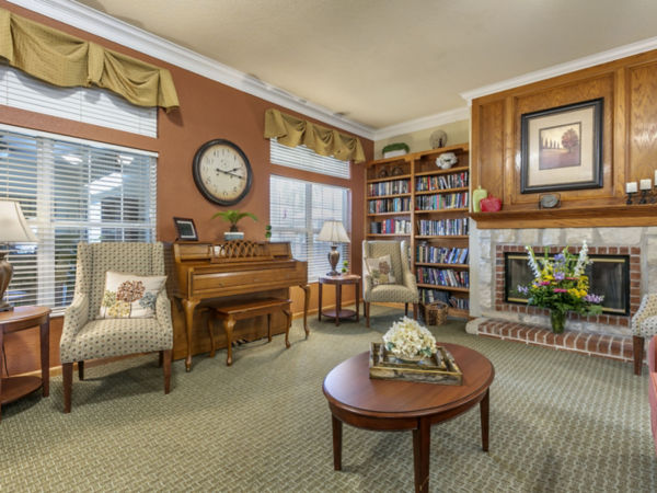 Brookdale Tullahoma Community Living Room