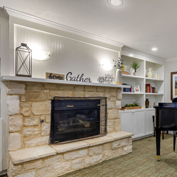 Brookdale Tyler South Community Living Room