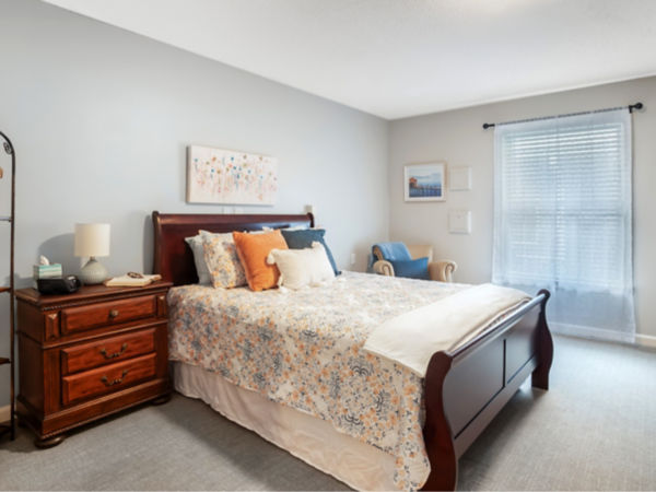 Brookdale Union Apartment Bedroom