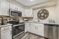 University Park Al Apartment Kitchen