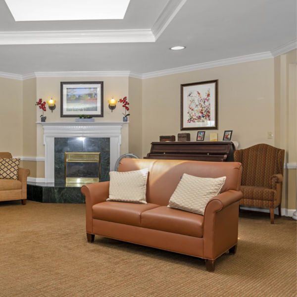 Brookdale West Hartford Community Living Room