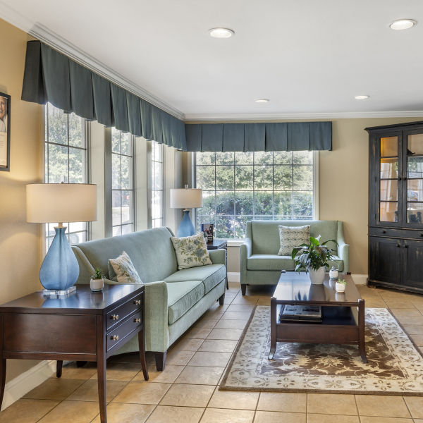 Brookdale White Rock Coffee Area