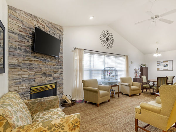 Brookdale Winona Community Living Room