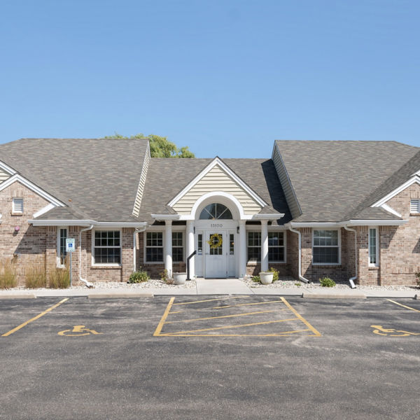 Brookdale Brookfield Capital Dr Entrance